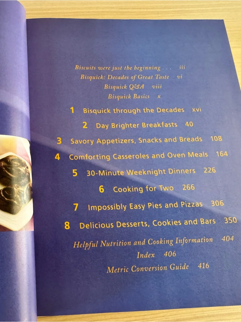 Betty Crocker Ultimate Bisquick‎ Cookbook Exclusive Deluxe Hardcover 2009